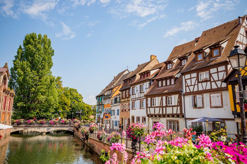 Fleurissement La petite Venise à Colmar - © Gerald Villena Adobe Stock