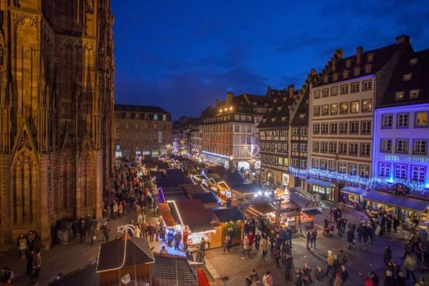 Strasbourg-Noël-place de la Cathédrale 17 © Philippe de Rexel-OTSR-ADT